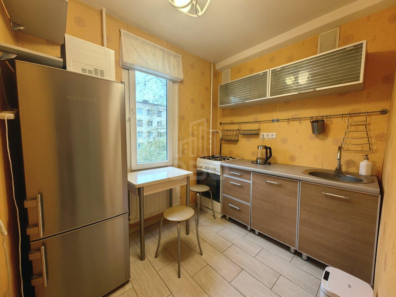 трехкомнатная квартира в Санкт-Петербурге по адресу: Новаторов б-р., 62