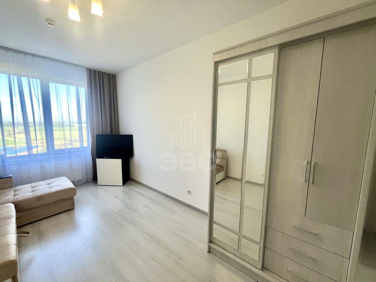 однокомнатная квартира в Санкт-Петербурге по адресу: Арцеуловская аллея, 15, строение 1