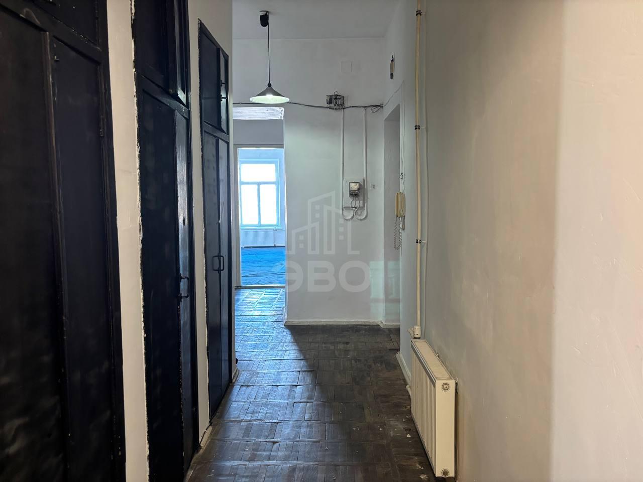 четырехкомнатная квартира в Санкт-Петербурге по адресу: Невский проспект, 139, литера А