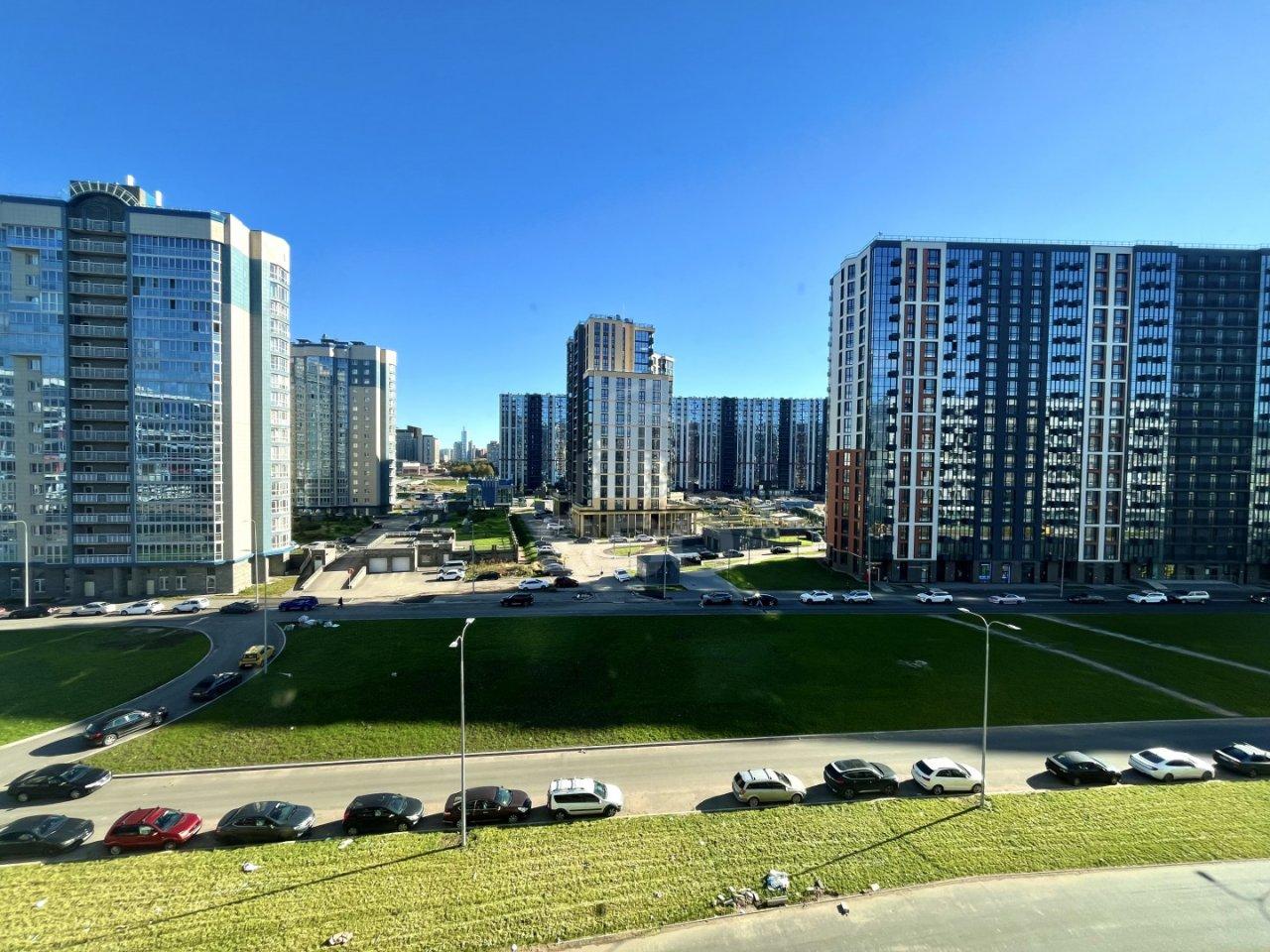 однокомнатная квартира в Санкт-Петербурге по адресу: Головнина б-р., 6, к 1, строение 1