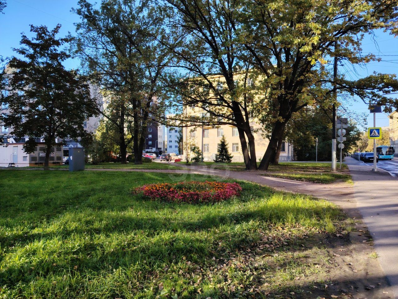 комната в Санкт-Петербурге по адресу: Большеохтинский проспект, 22, к 1