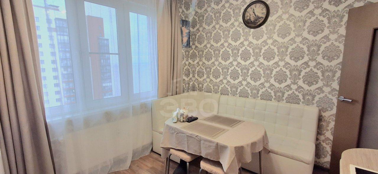 однокомнатная квартира в Санкт-Петербурге по адресу: Маршала Казакова ул., 82, к 1