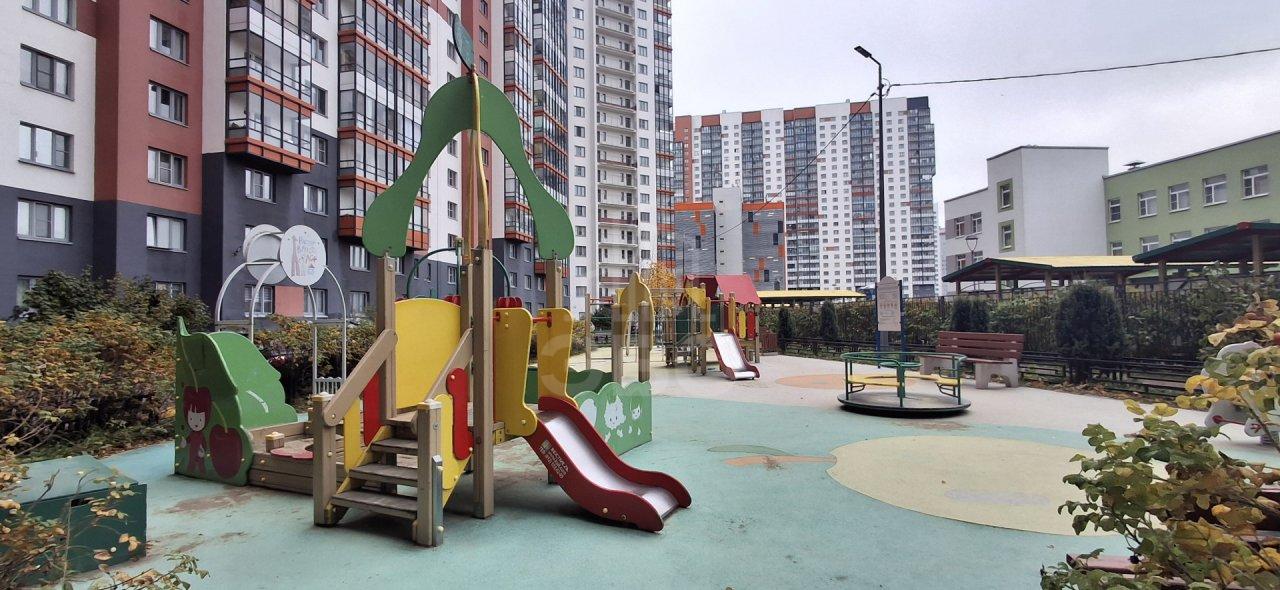 однокомнатная квартира в Санкт-Петербурге по адресу: Маршала Казакова ул., 82, к 1