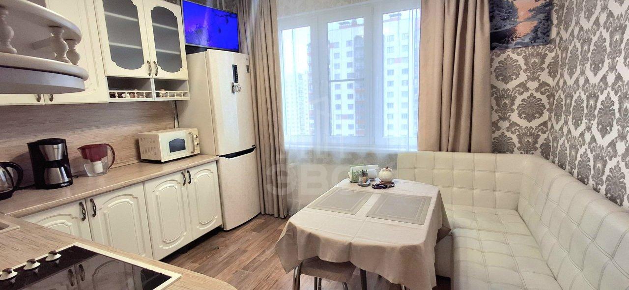 однокомнатная квартира в Санкт-Петербурге по адресу: Маршала Казакова ул., 82, к 1