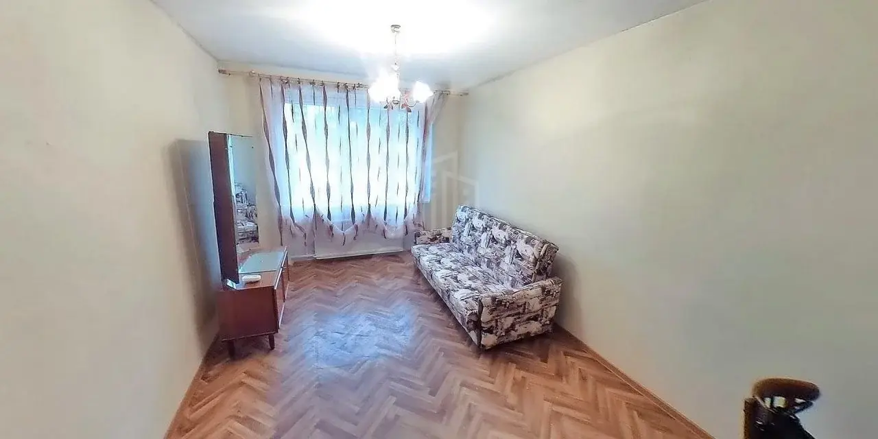 комната в Санкт-Петербурге по адресу: Энтузиастов пр-кт., 18, к.2