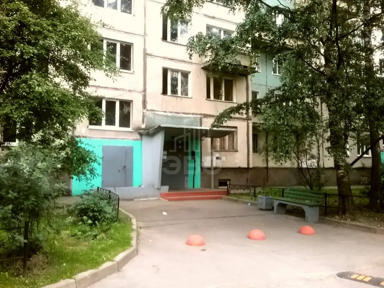комната в Санкт-Петербурге по адресу: Энтузиастов пр-кт., 18, к.2