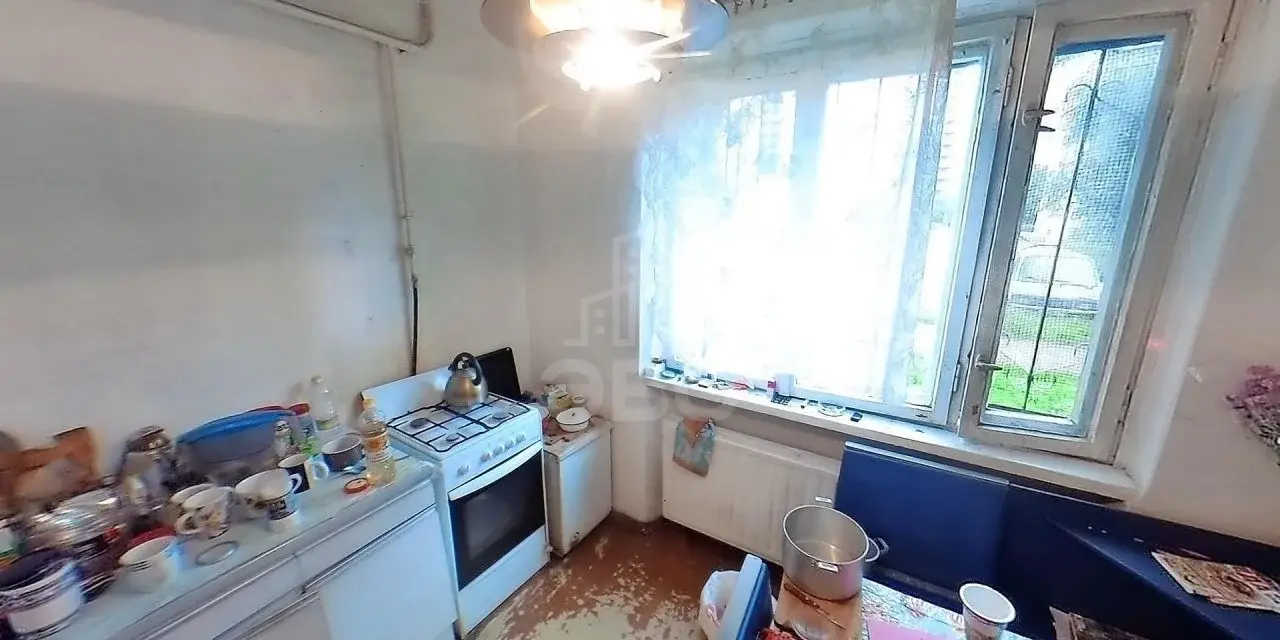 комната в Санкт-Петербурге по адресу: Энтузиастов пр-кт., 18, к.2