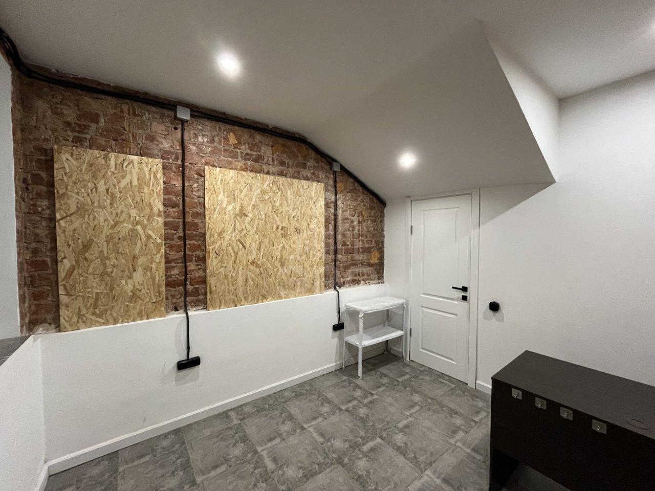 коммерция в Санкт-Петербурге по адресу: 4-я Красноармейская ул., 18, к Б