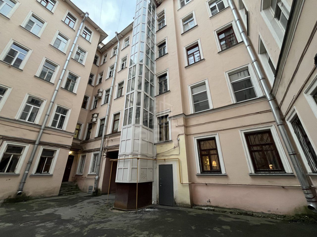 коммерция в Санкт-Петербурге по адресу: 4-я Красноармейская ул., 18, к Б