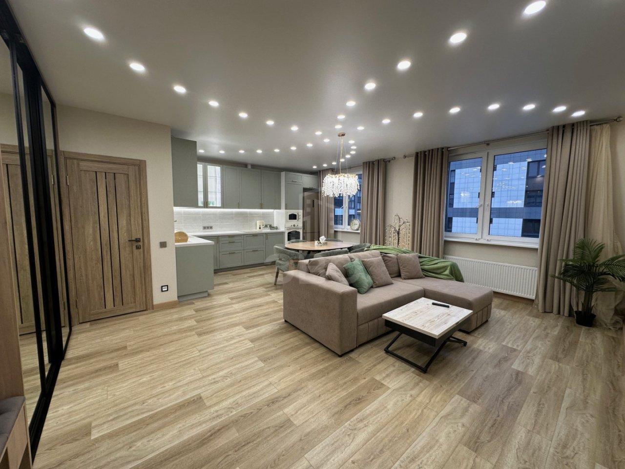 двухкомнатная квартира в Санкт-Петербурге по адресу: Парфеновская ул., 17, строение 1