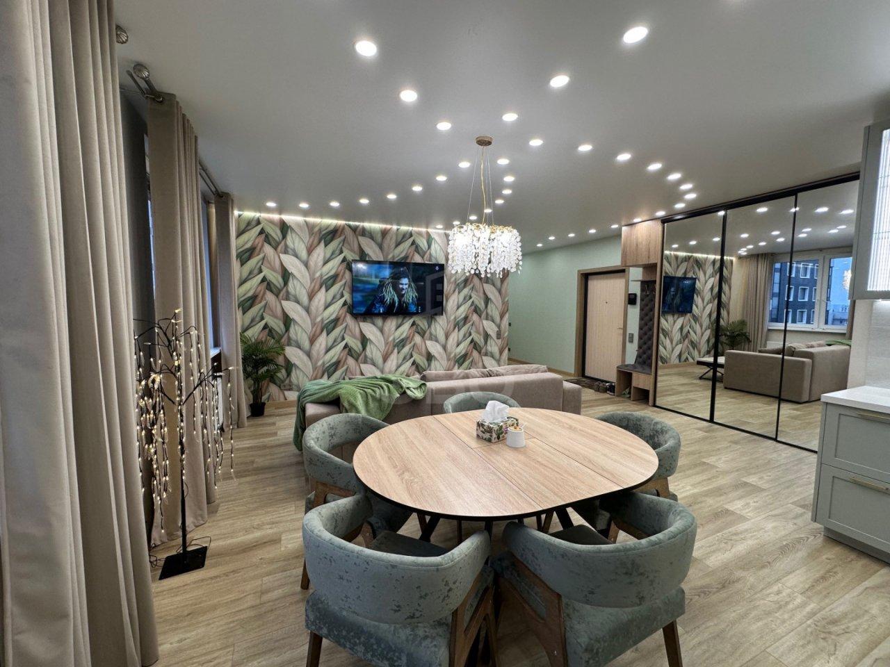 двухкомнатная квартира в Санкт-Петербурге по адресу: Парфеновская ул., 17, строение 1