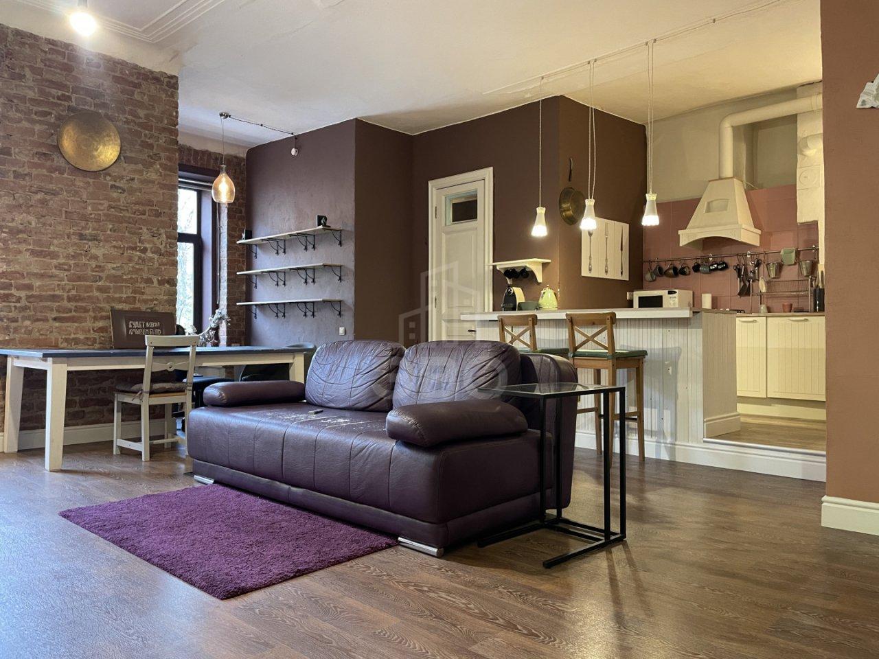 двухкомнатная квартира в Санкт-Петербурге по адресу: Ижорская ул., 13/39