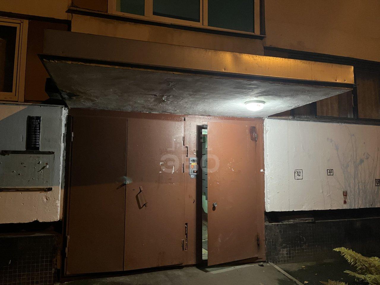 трехкомнатная квартира в Санкт-Петербурге по адресу: Солдата Корзуна ул., 3