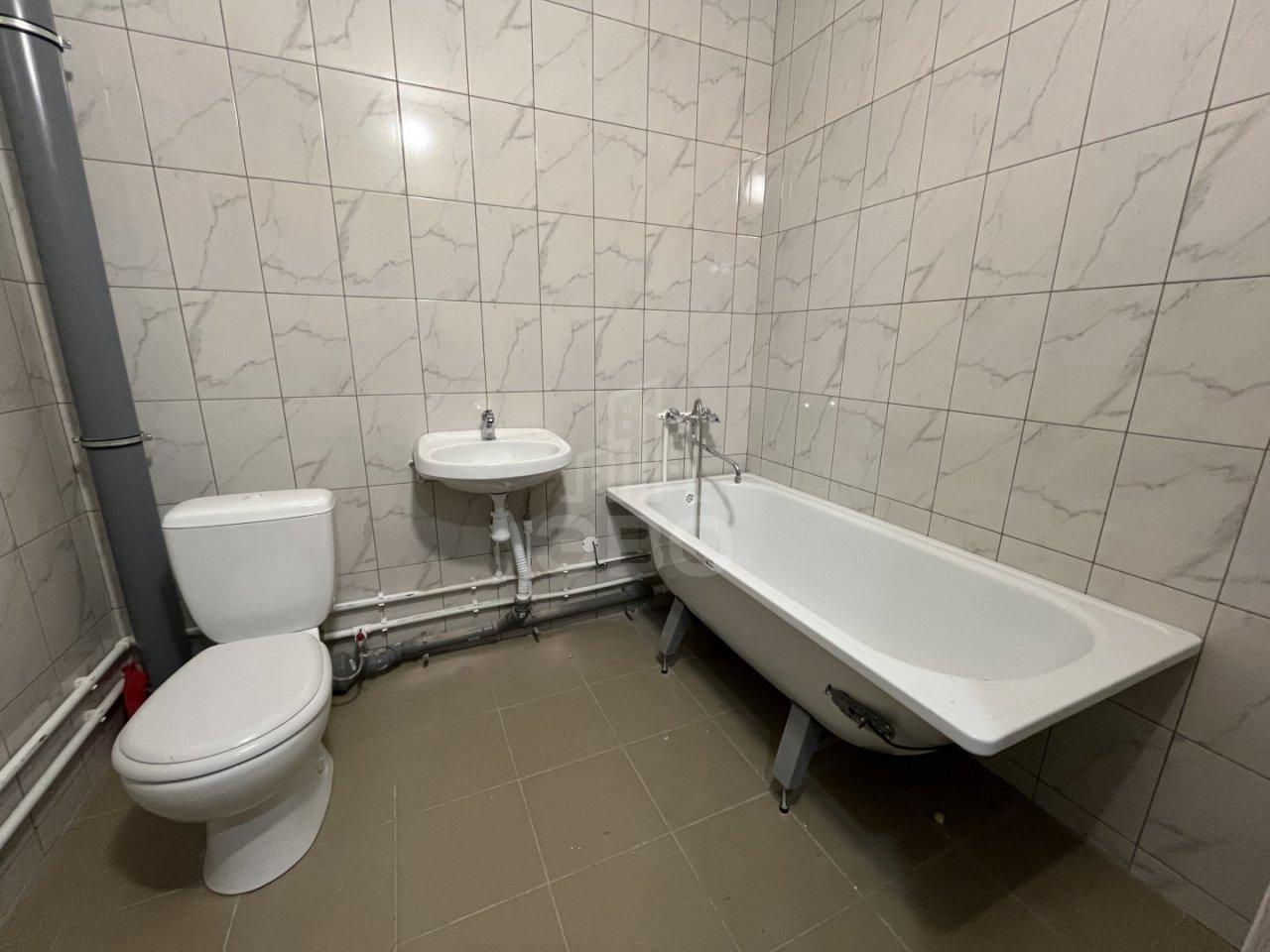 трехкомнатная квартира в Санкт-Петербурге по адресу: Ленинский проспект, 68