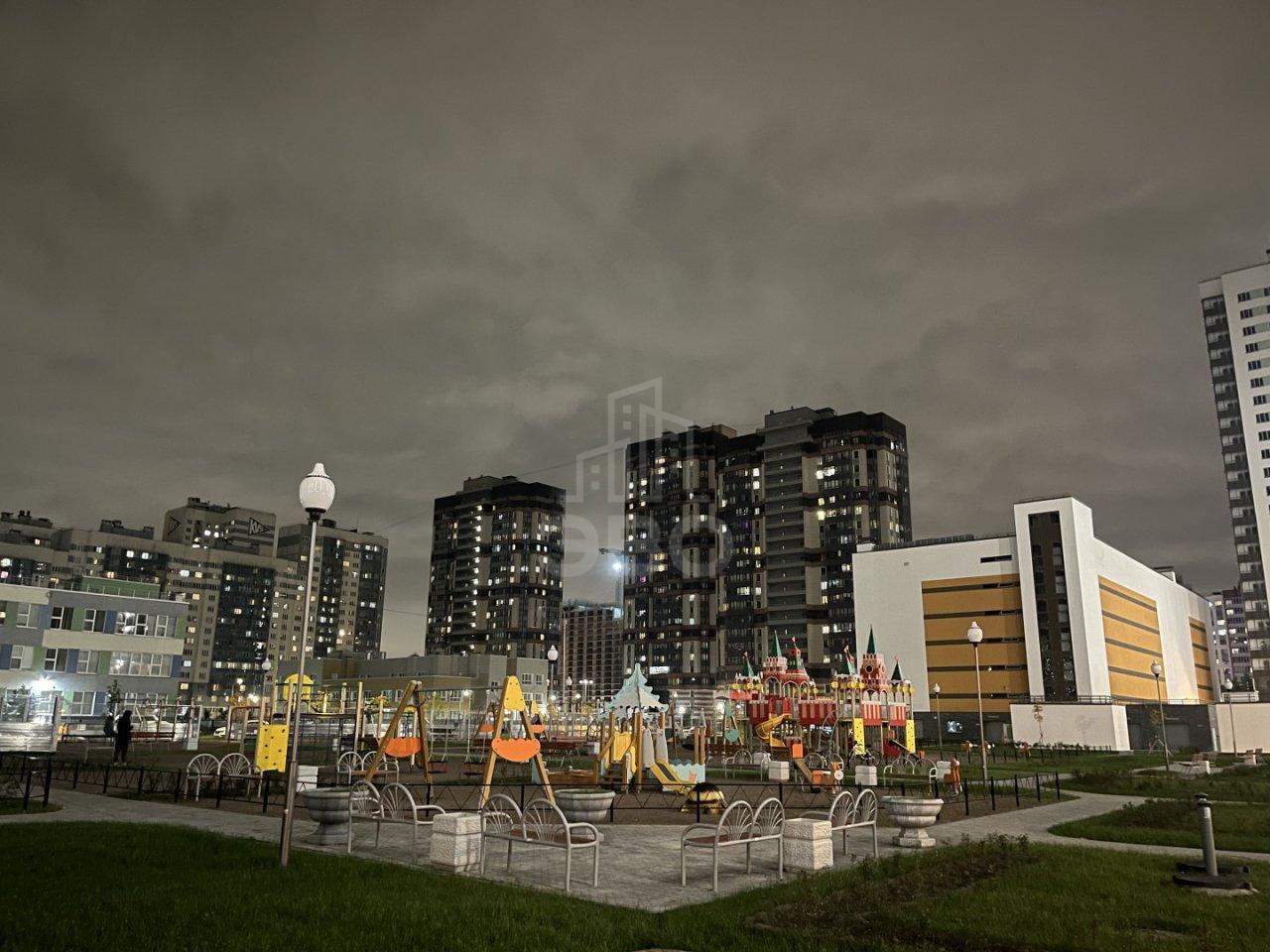 трехкомнатная квартира в Санкт-Петербурге по адресу: Ленинский проспект, 68