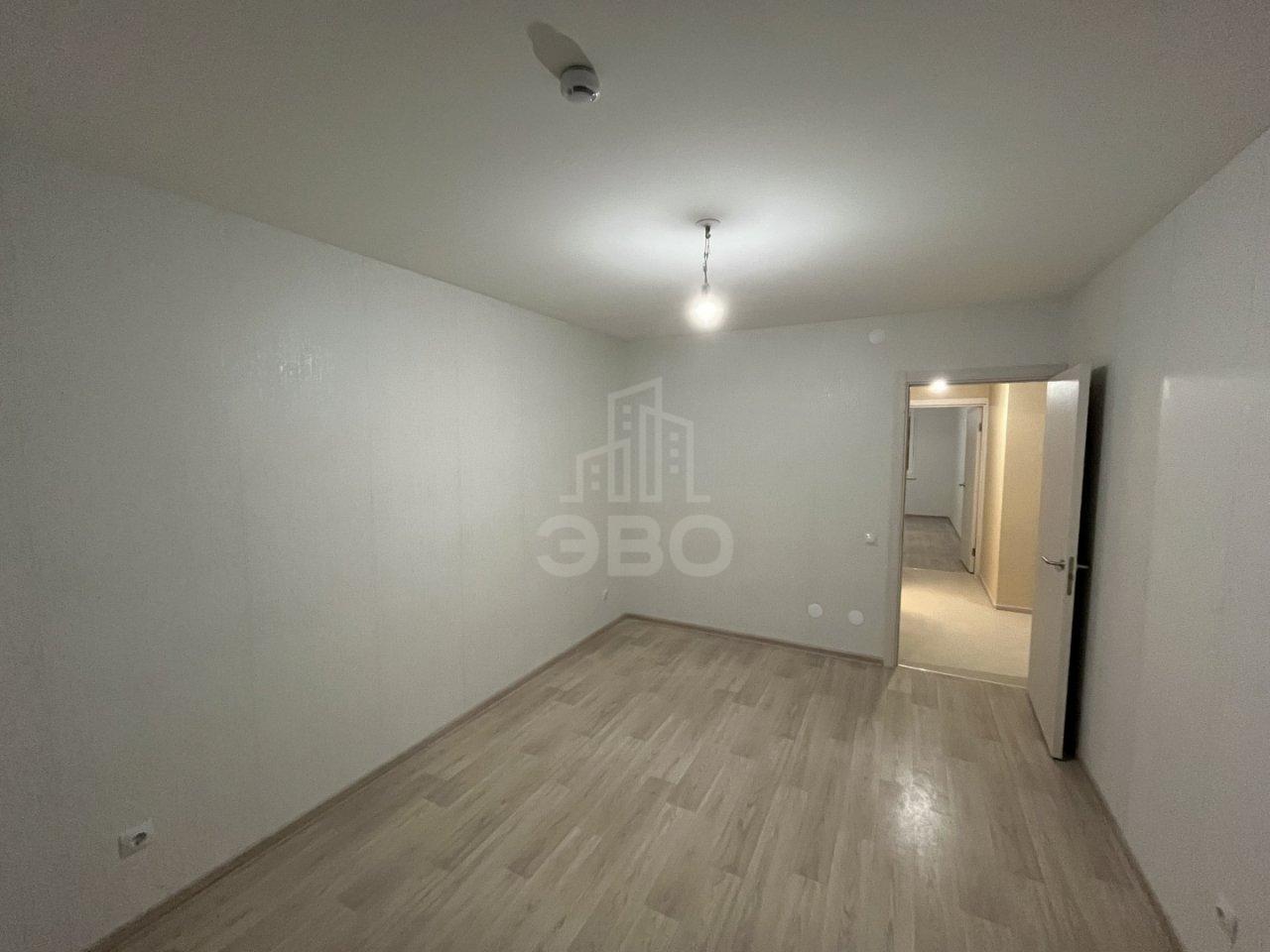 трехкомнатная квартира в Санкт-Петербурге по адресу: Ленинский проспект, 68