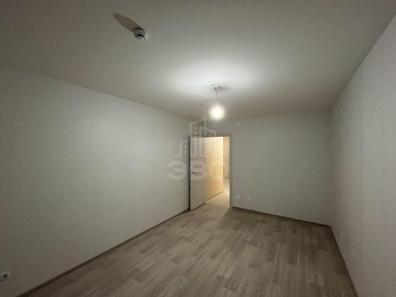 трехкомнатная квартира в Санкт-Петербурге по адресу: Ленинский проспект, 68