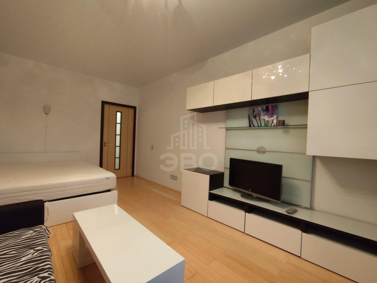 однокомнатная квартира в Санкт-Петербурге по адресу: Ушинского ул., 33, к 3