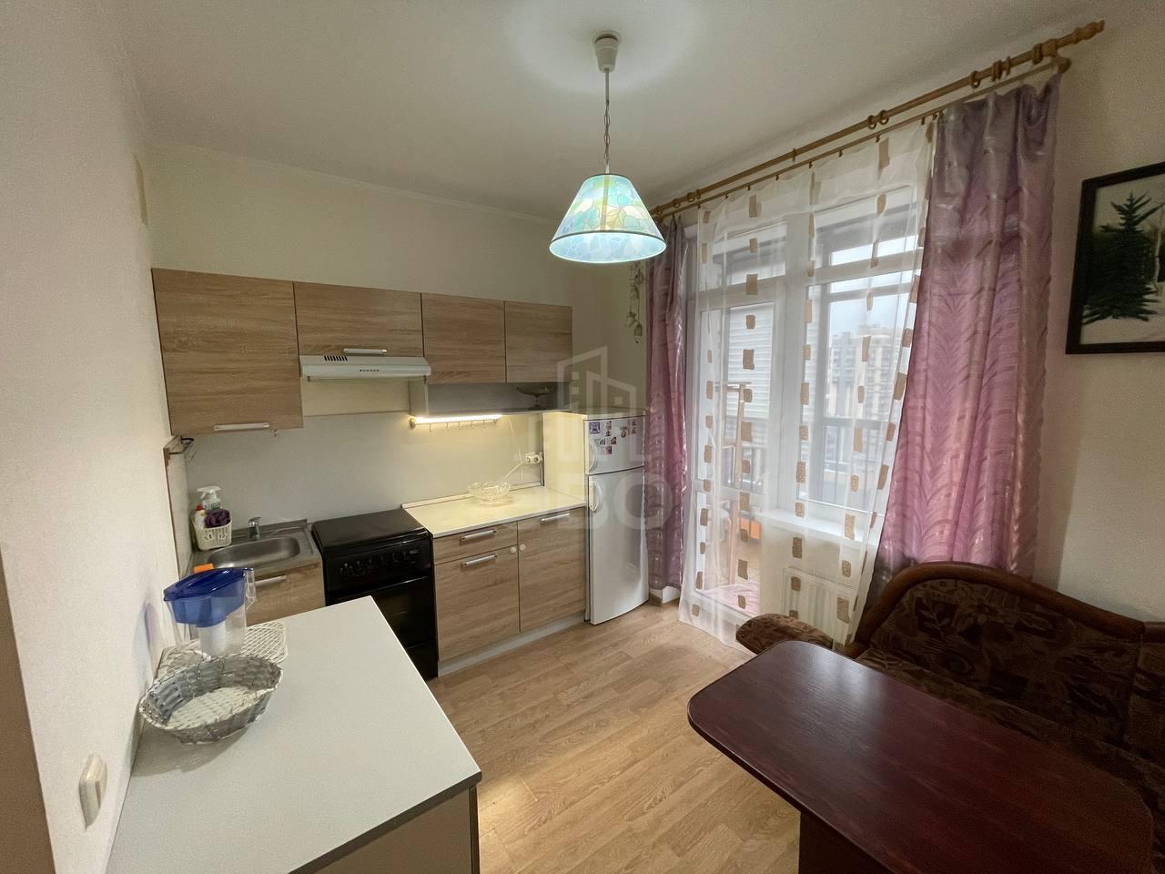 однокомнатная квартира в Санкт-Петербурге по адресу: Адмирала Черокова ул., 18, к 1