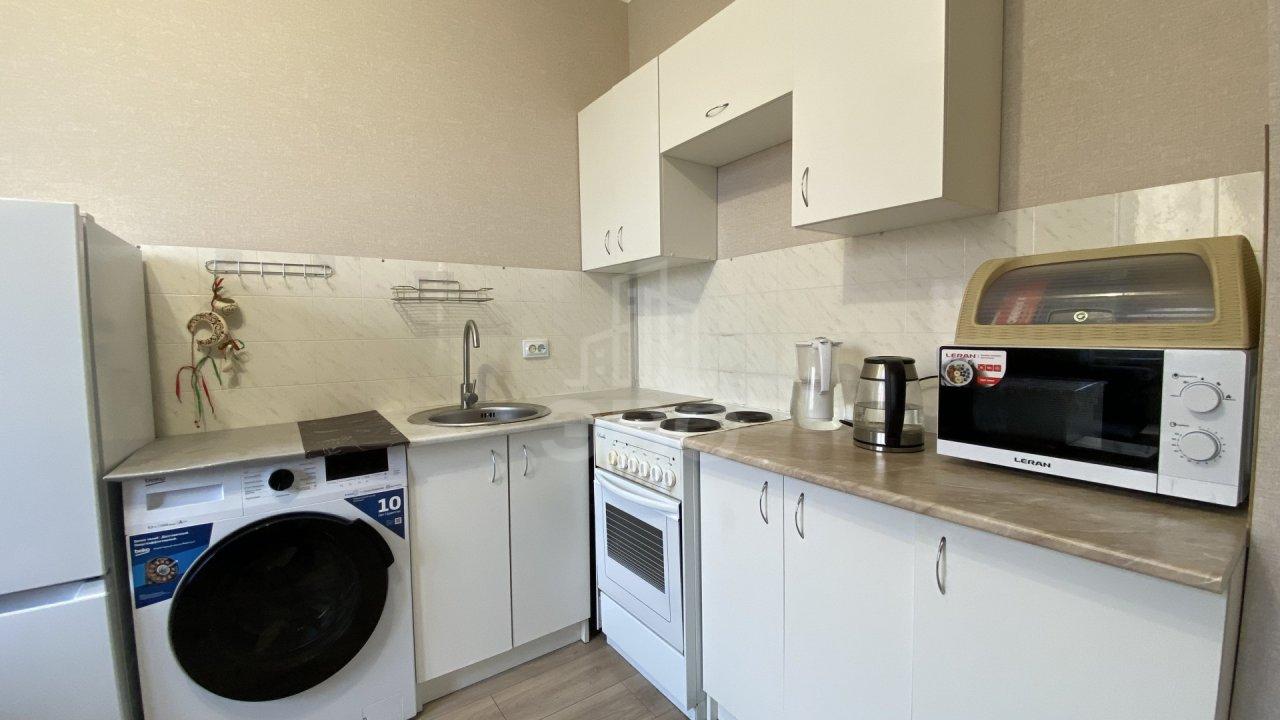 трехкомнатная квартира в Санкт-Петербурге по адресу: Буденного проспект, 24, к 3