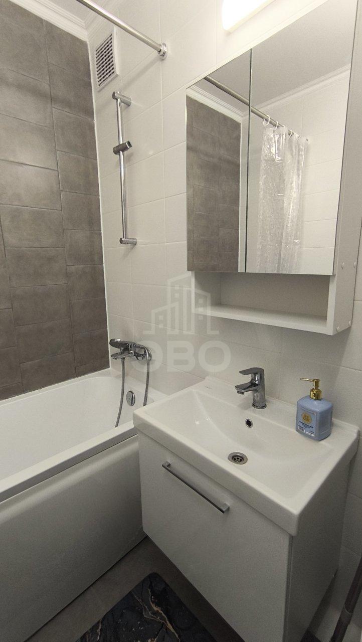 двухкомнатная квартира в Санкт-Петербурге по адресу: Пахомовская ул., 14, к 2, строение 1