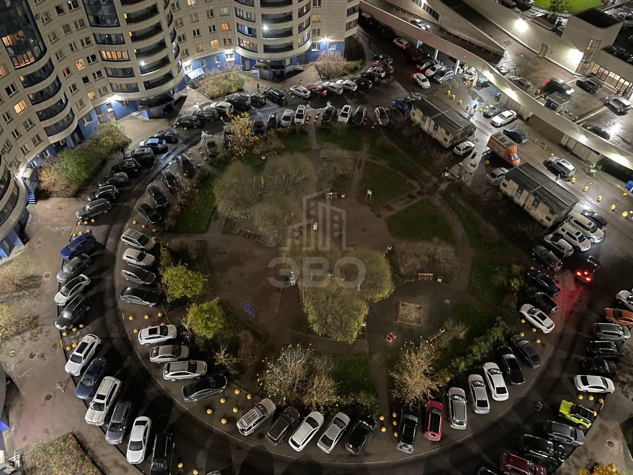 двухкомнатная квартира в Санкт-Петербурге по адресу: Космонавтов проспект, 37