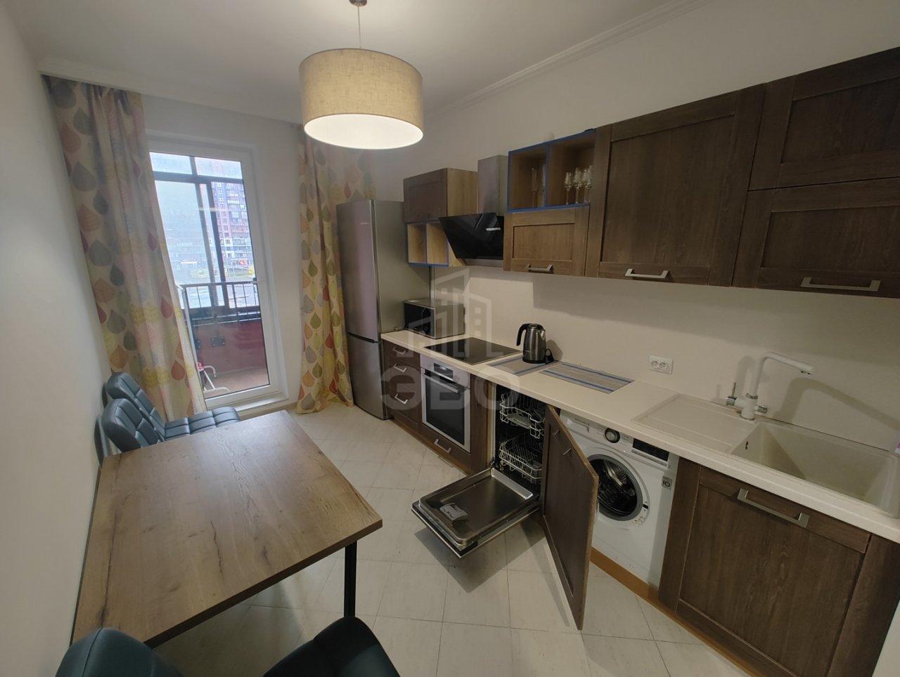 однокомнатная квартира в Санкт-Петербурге по адресу: Комендантский проспект, 60, к 3