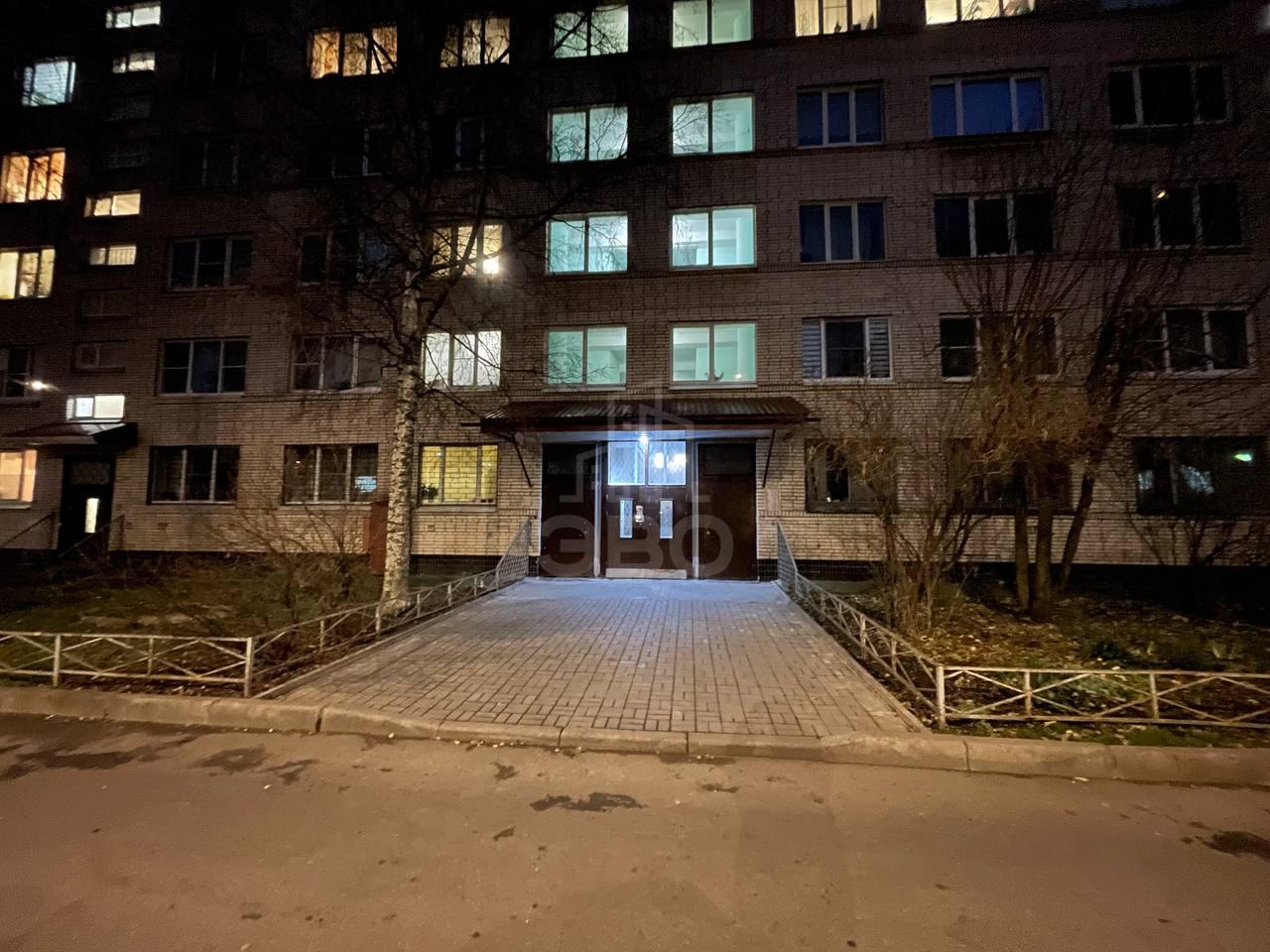 двухкомнатная квартира в Санкт-Петербурге по адресу: Ветеранов проспект, 93