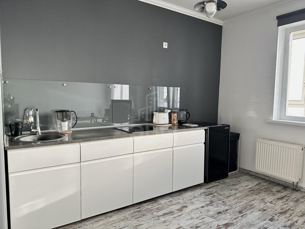 однокомнатная квартира в Санкт-Петербурге по адресу: Смоленская ул., 18