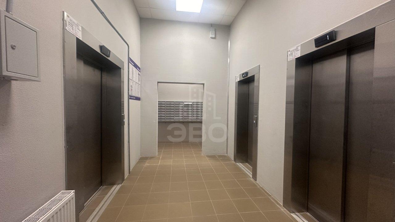 трехкомнатная квартира в Санкт-Петербурге по адресу: Ленинский проспект, 68