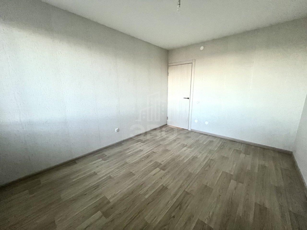 трехкомнатная квартира в Санкт-Петербурге по адресу: Ленинский проспект, 68