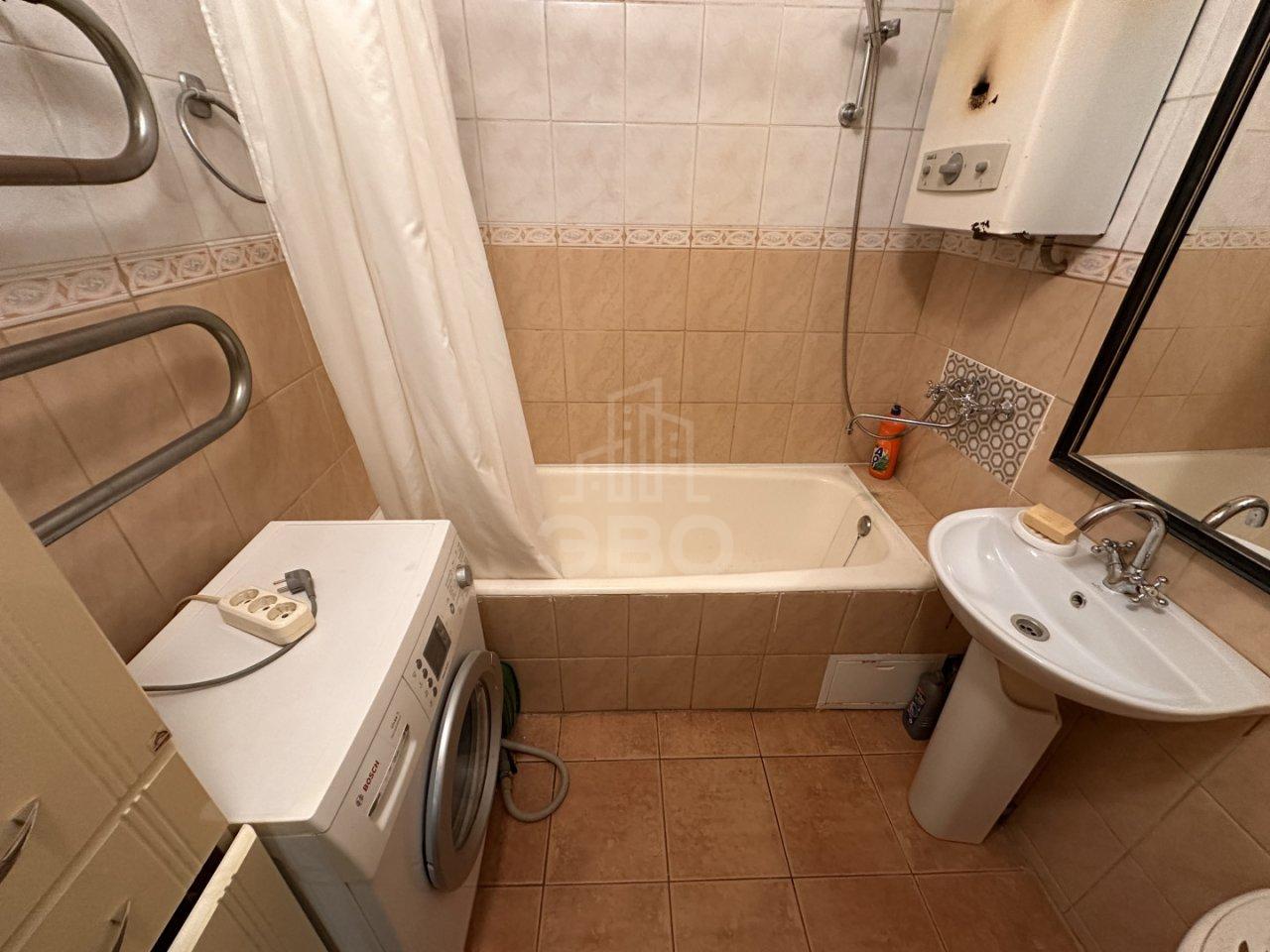 двухкомнатная квартира в Санкт-Петербурге по адресу: Московский проспект, 202, к 5