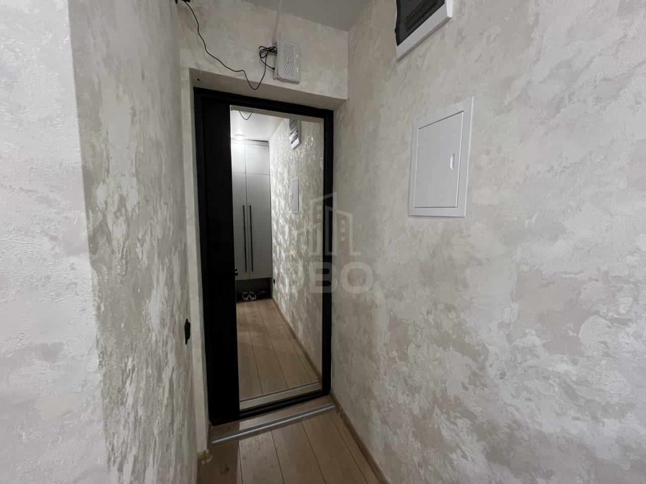 трехкомнатная квартира в Санкт-Петербурге по адресу: Лазо ул., 6