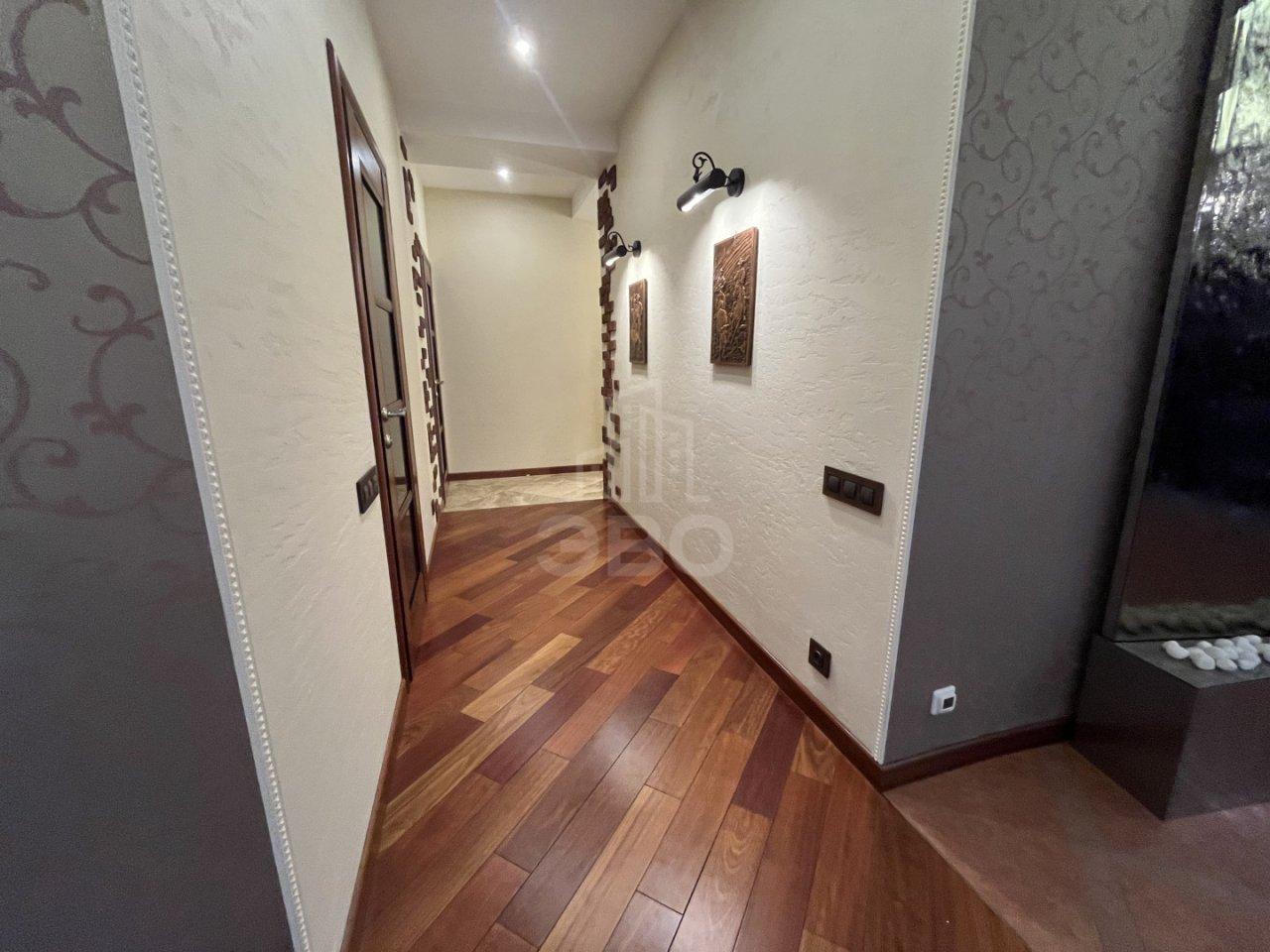 четырехкомнатная квартира в Санкт-Петербурге по адресу: Ярославский проспект, 95, литера А