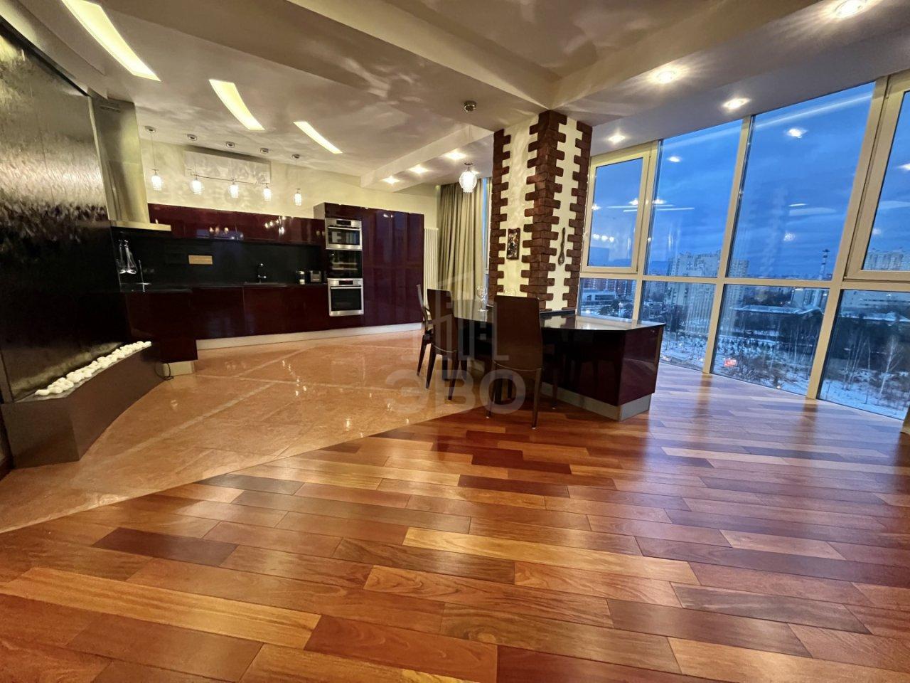 четырехкомнатная квартира в Санкт-Петербурге по адресу: Ярославский проспект, 95, литера А