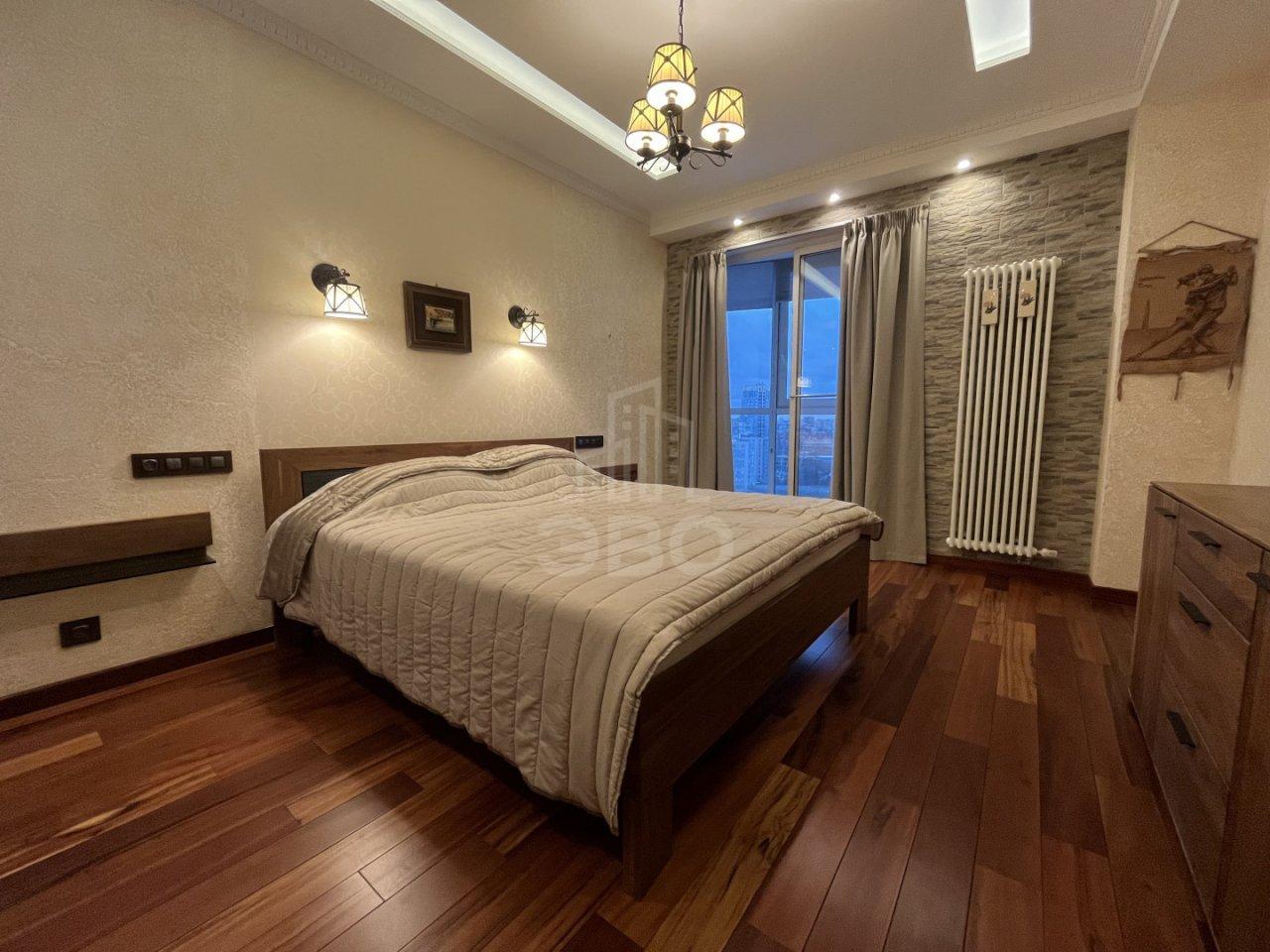 четырехкомнатная квартира в Санкт-Петербурге по адресу: Ярославский проспект, 95, литера А