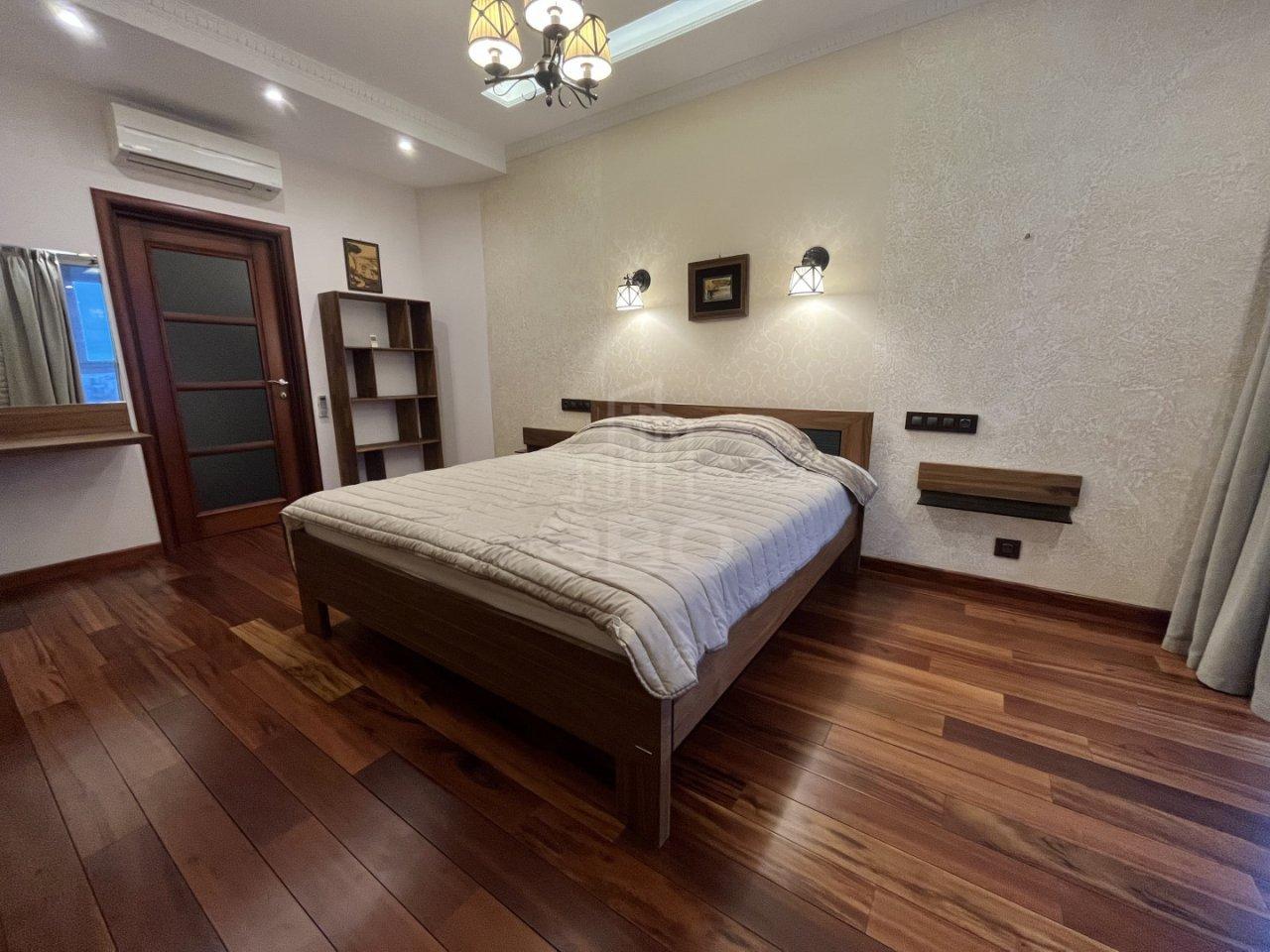 четырехкомнатная квартира в Санкт-Петербурге по адресу: Ярославский проспект, 95, литера А