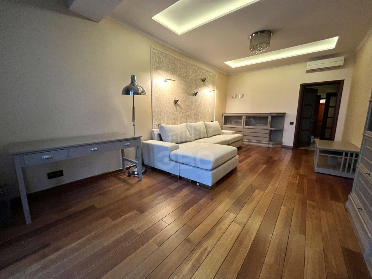 четырехкомнатная квартира в Санкт-Петербурге по адресу: Ярославский проспект, 95, литера А