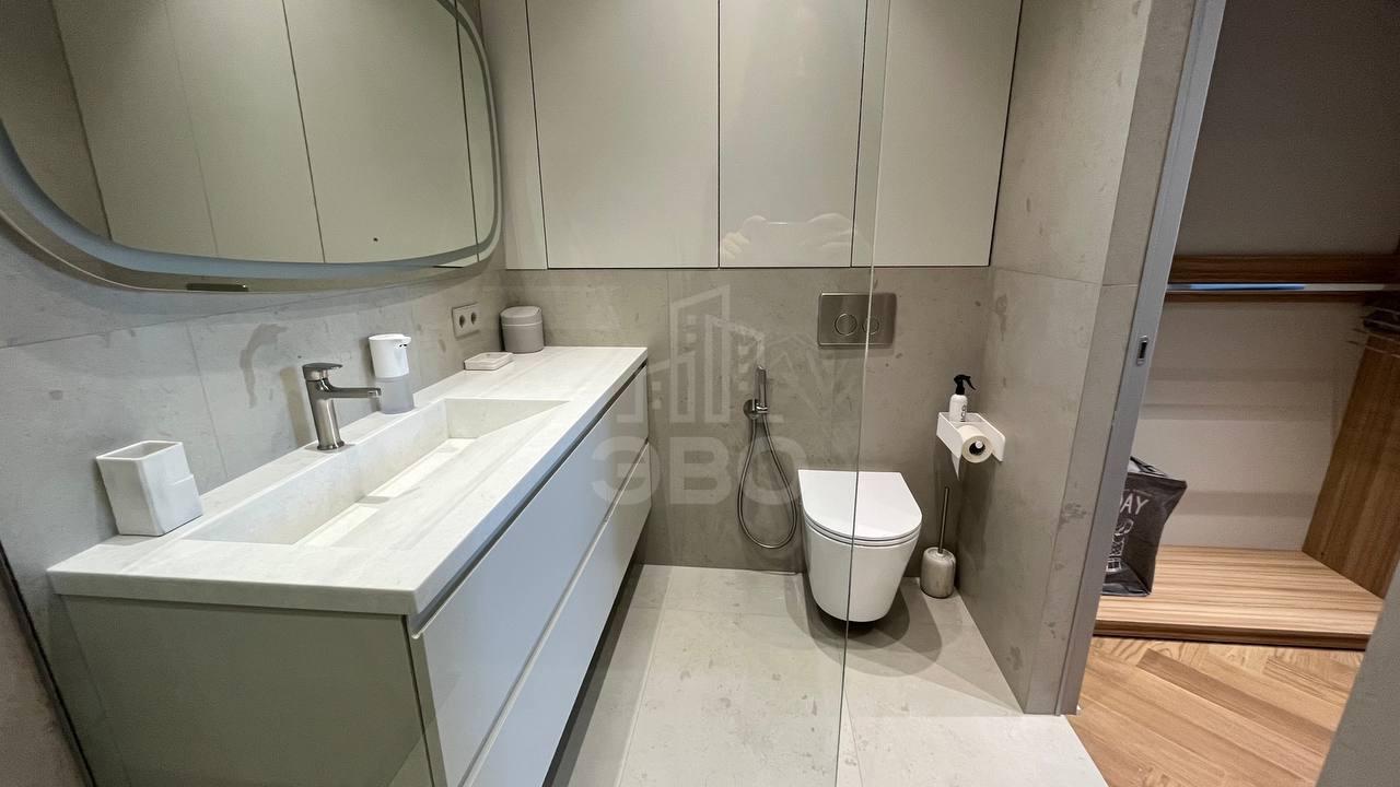 однокомнатная квартира в Санкт-Петербурге по адресу: Помяловского ул., 3