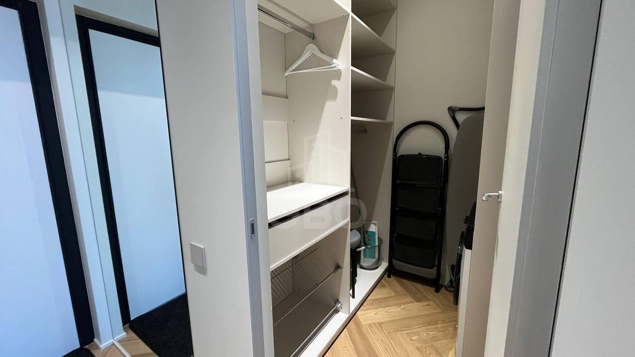 однокомнатная квартира в Санкт-Петербурге по адресу: Помяловского ул., 3