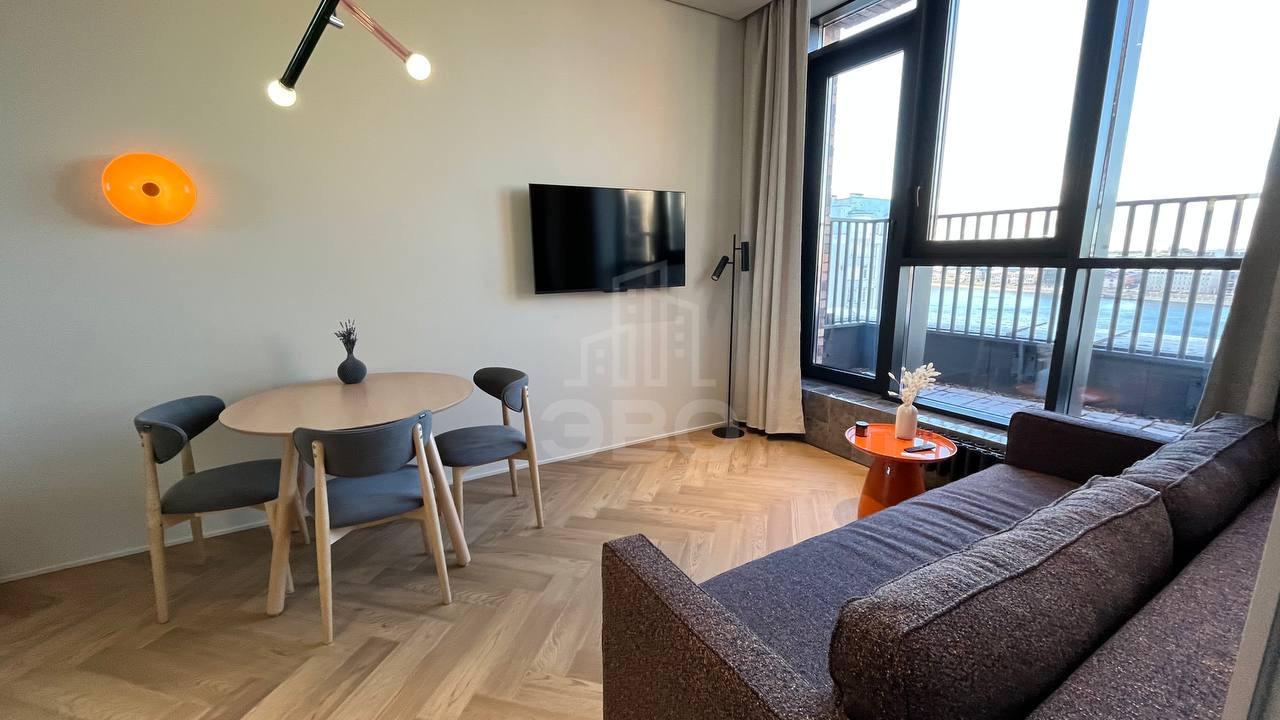 однокомнатная квартира в Санкт-Петербурге по адресу: Помяловского ул., 3