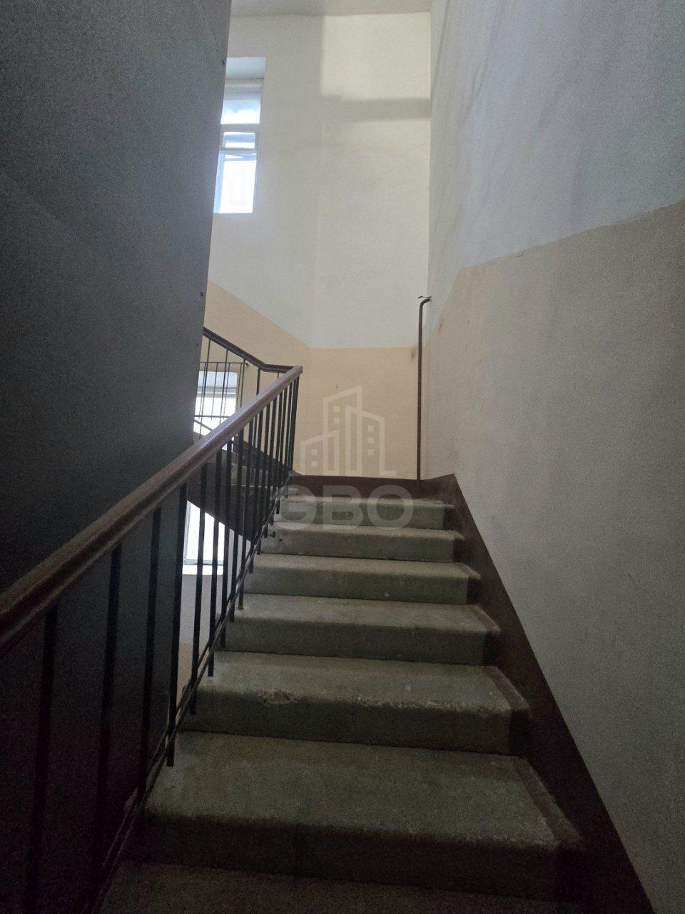 двухкомнатная квартира в Санкт-Петербурге по адресу: Восстания ул., 37/39