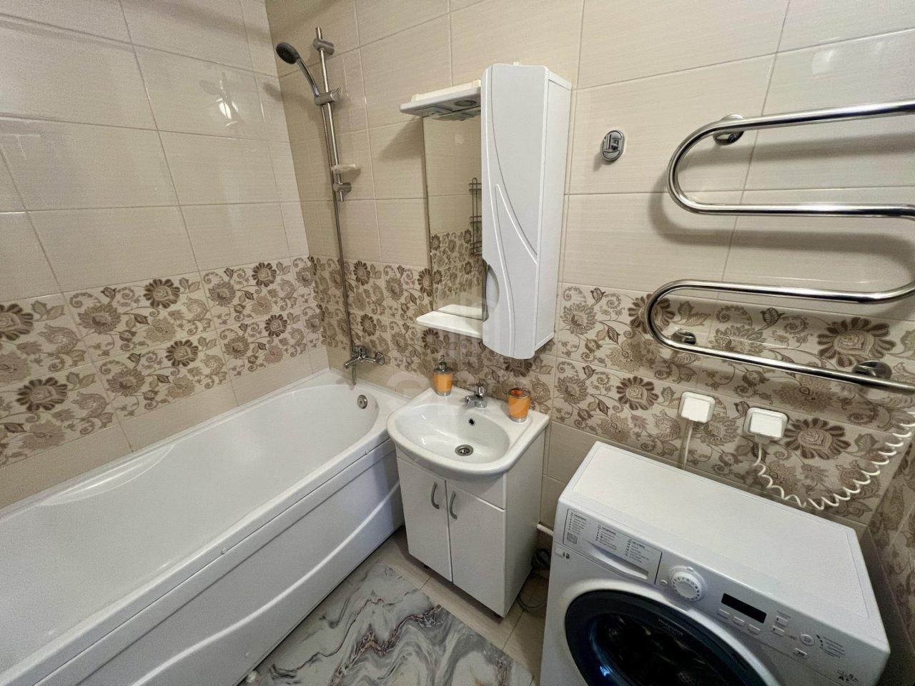 двухкомнатная квартира в Санкт-Петербурге по адресу: Энергетиков проспект, 9, к 1, строение 1