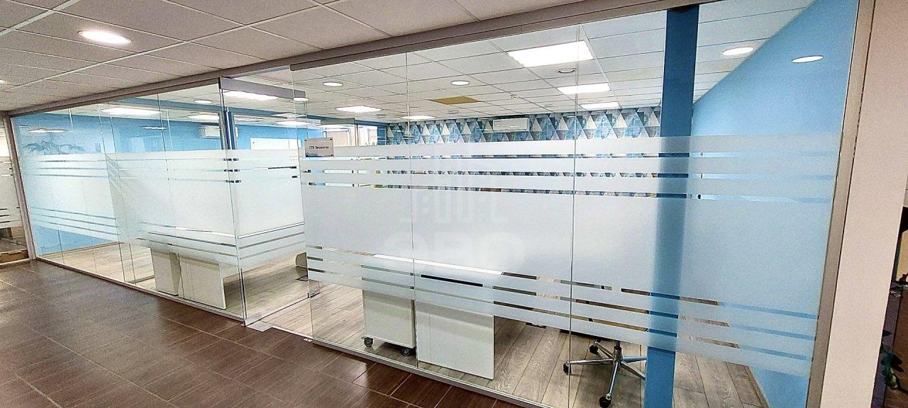 коммерция в Санкт-Петербурге по адресу: Оптиков ул., 4