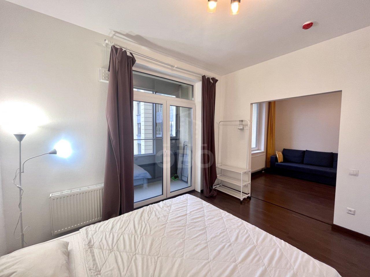 однокомнатная квартира в Санкт-Петербурге по адресу: Дыбенко ул., 2, строение 1