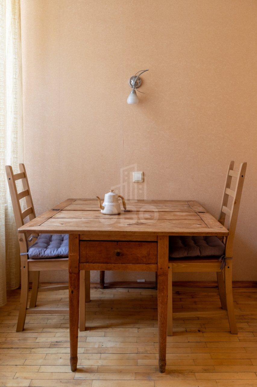 однокомнатная квартира в Санкт-Петербурге по адресу: Пушкинская ул., 17