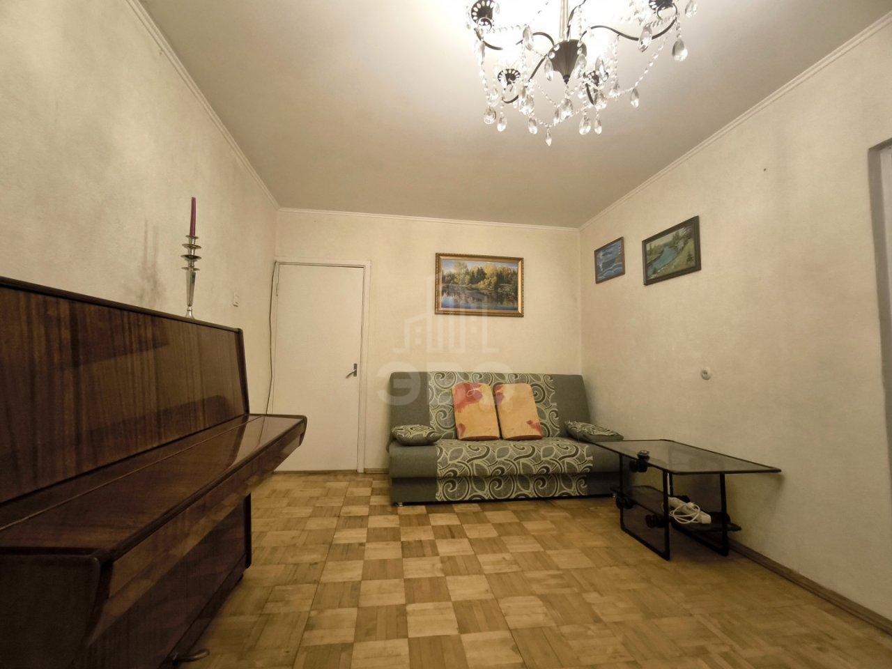 трехкомнатная квартира в Санкт-Петербурге по адресу: Демьяна Бедного ул., 23