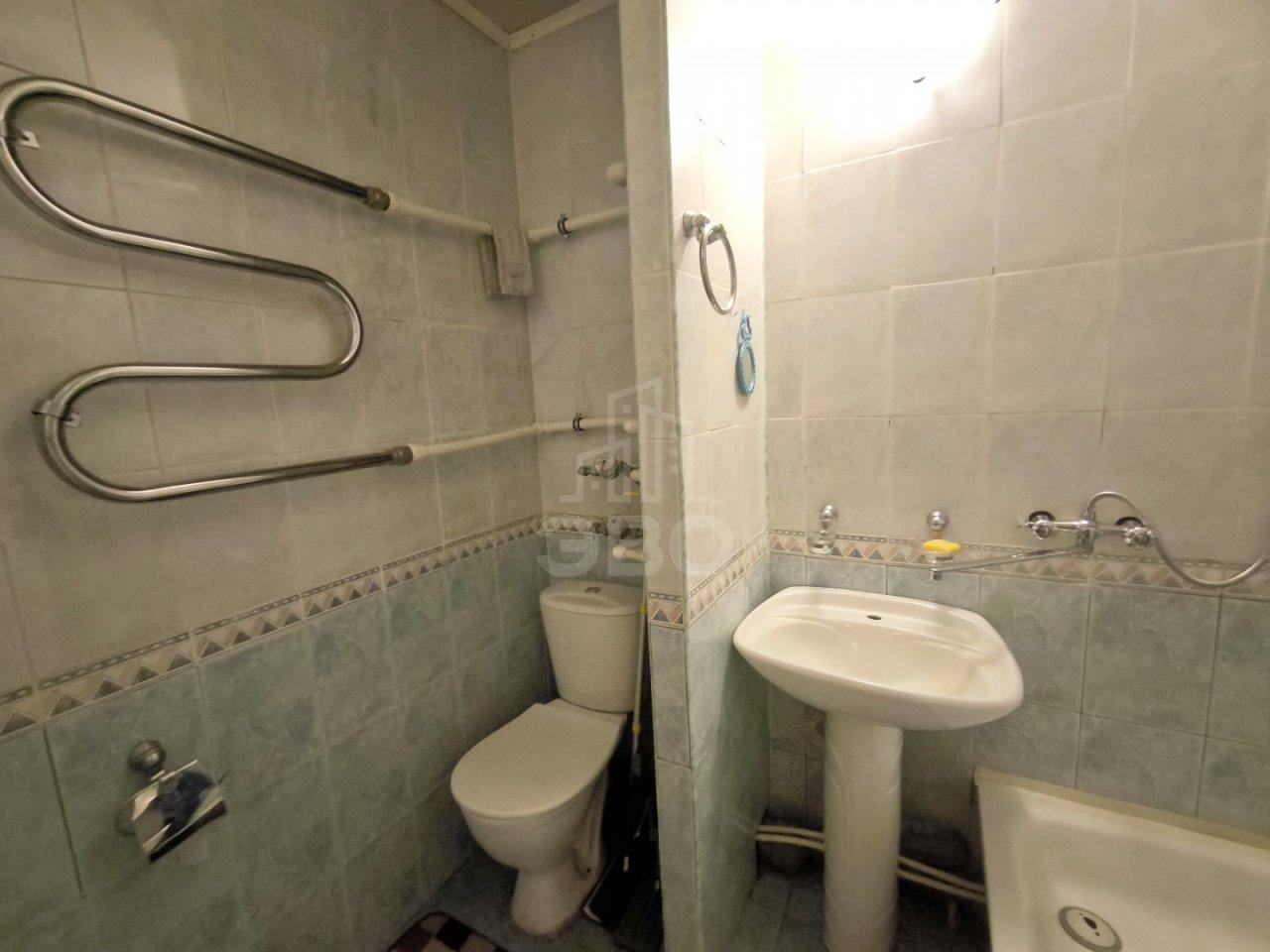 трехкомнатная квартира в Санкт-Петербурге по адресу: Демьяна Бедного ул., 23