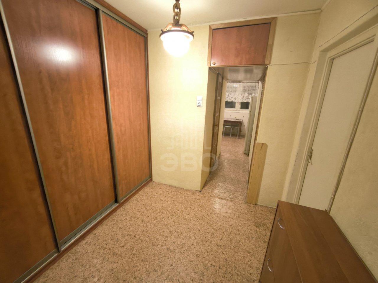 трехкомнатная квартира в Санкт-Петербурге по адресу: Демьяна Бедного ул., 23