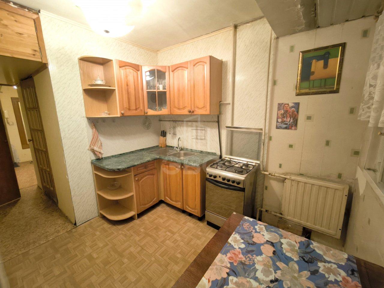 трехкомнатная квартира в Санкт-Петербурге по адресу: Демьяна Бедного ул., 23